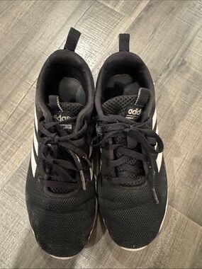Adidas Lite Racer CLN, Black with White Stripe Running Shoes Size 2